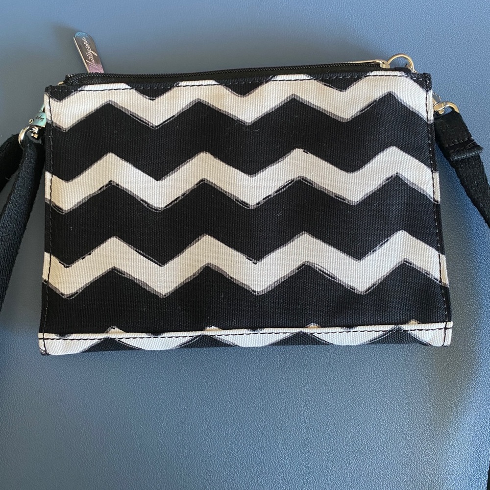 EUC, Crossbody street style clutch purse thirty one - Picture 2 of 4